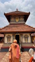 HH Swamiji's visit to Shri Panchalingeshwara Devasthana, Vittal (1st May 2026)